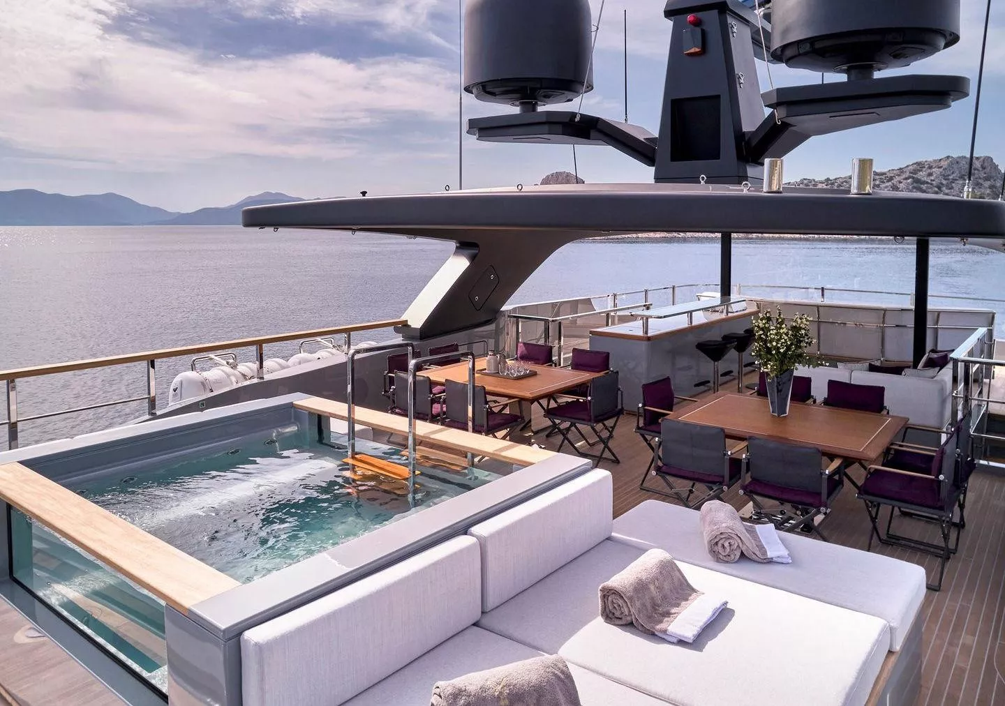 https://dev-api.arconyachts.com/storage/36502/conversions/AK7Zt6A5IZrhU0U4HN5qANSYF5Hypb0JQwoWmrnP-optimize.webp