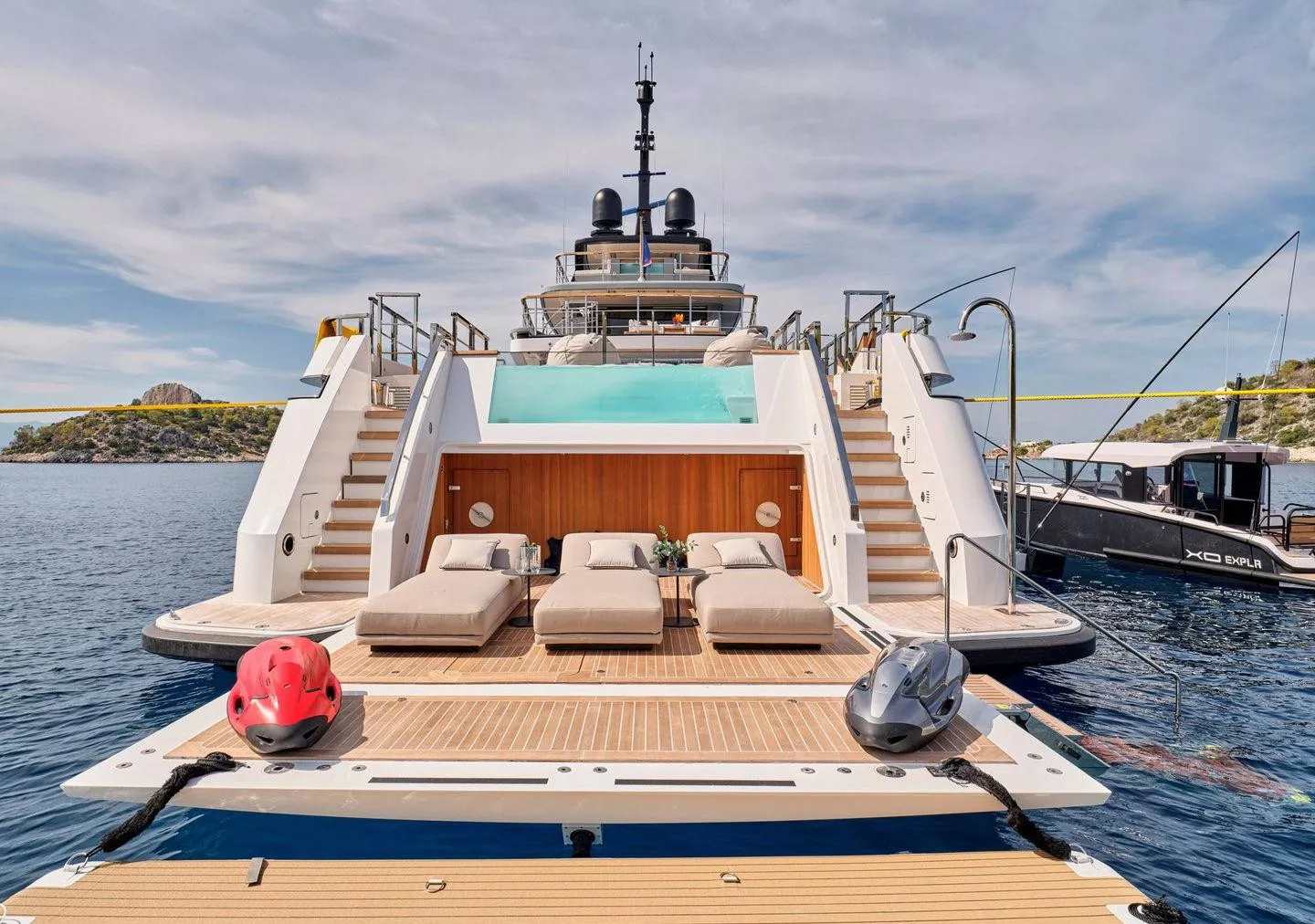 https://dev-api.arconyachts.com/storage/36506/conversions/h0dqBUwru1KwvP9EoMGQVANaYEpK763BnFTsEe9p-optimize.webp