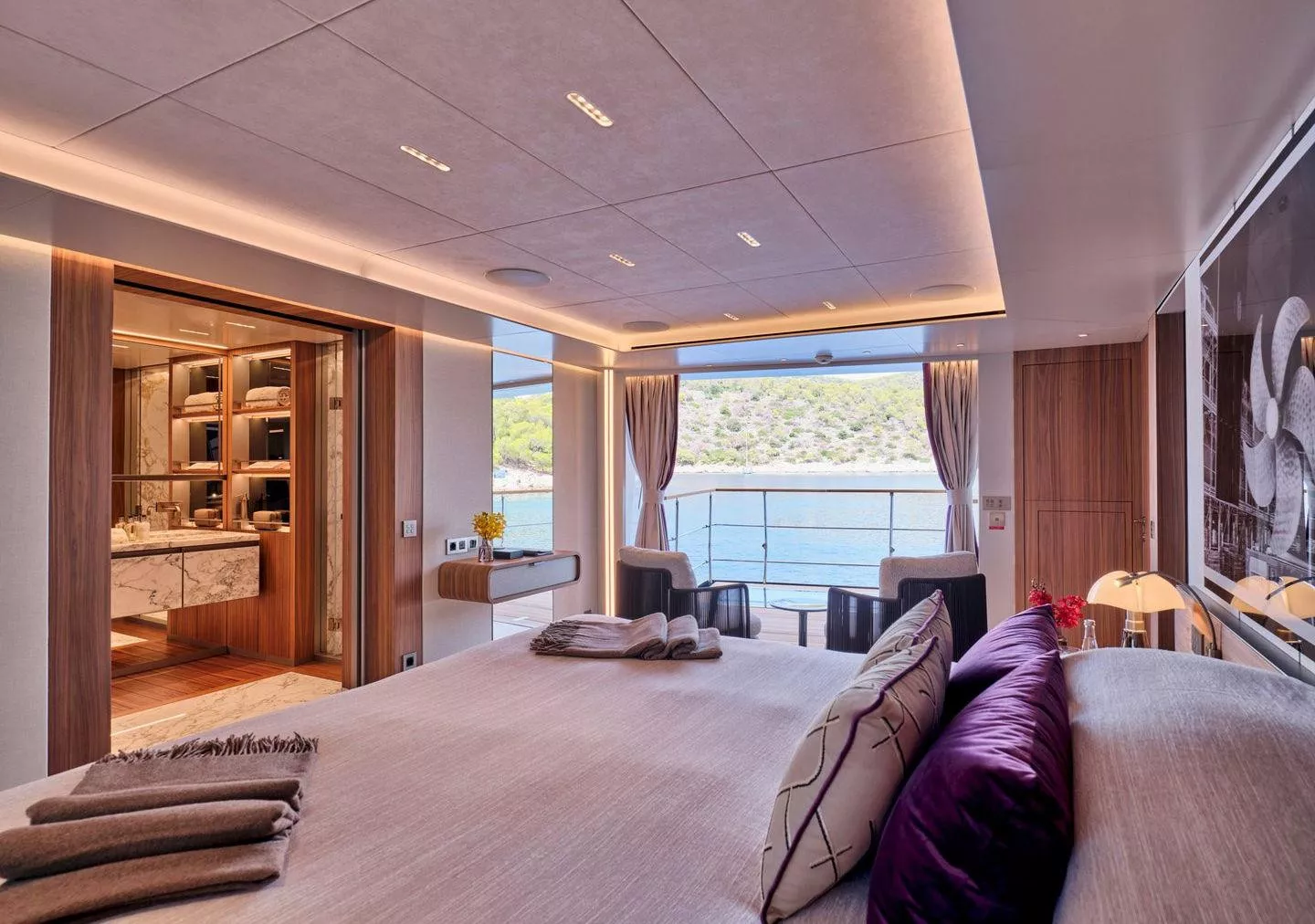https://dev-api.arconyachts.com/storage/36518/conversions/zMBg0gm0nChiOAbFeh0hBRI046GfAjiEQu1ogNfD-optimize.webp