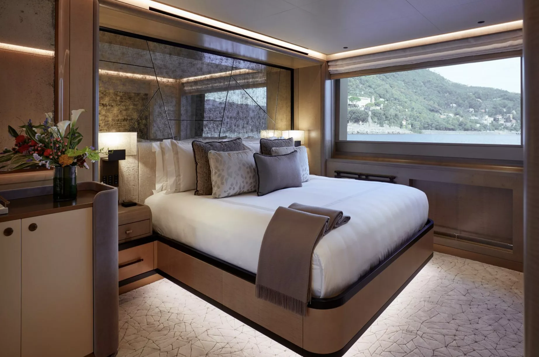 https://dev-api.arconyachts.com/storage/36535/conversions/NK5nuyKpwhx2jsKLshR1aXKHeAjpSLOgWdvuo50W-optimize.webp