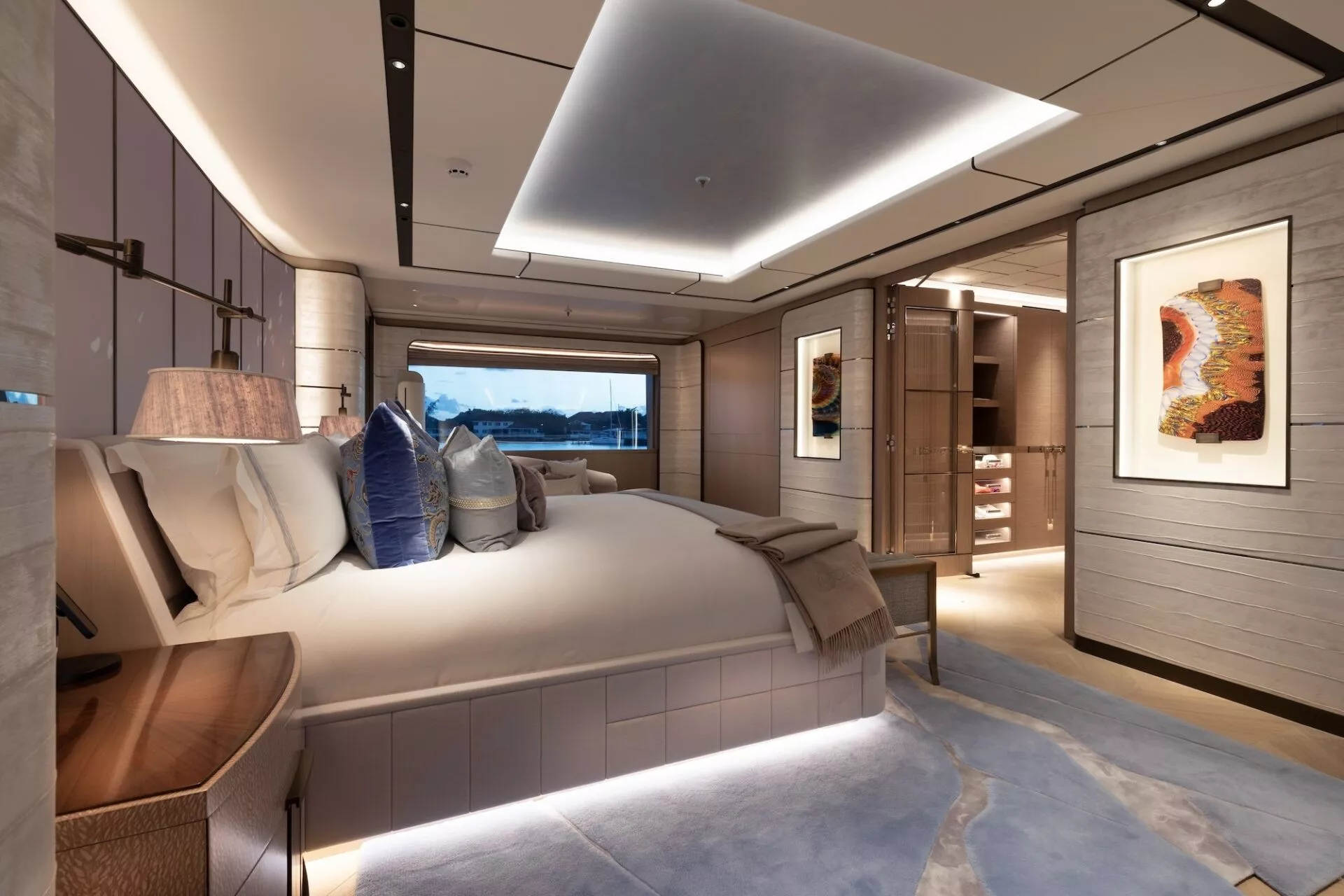 https://dev-api.arconyachts.com/storage/36556/conversions/hZJBIo6F8tWVhiNif7b5ZBX8dfyVetlw2qnAEQyF-optimize.webp