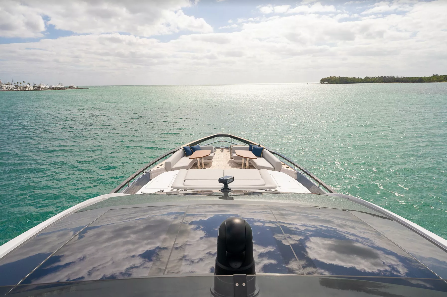 https://dev-api.arconyachts.com/storage/36629/conversions/QjlbI9X8l0EFjX8ioFBgKfcm09ds8Xk7i7LdcyB6-optimize.webp