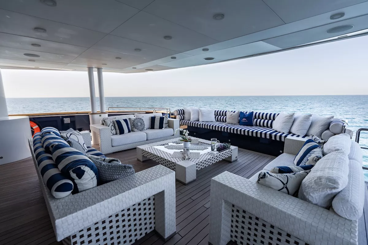 https://dev-api.arconyachts.com/storage/36688/conversions/UF36iWZ9siwUwjB5VTH1Z9rIjSVDtTop3ifTgFcK-optimize.webp