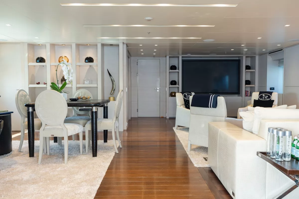 https://dev-api.arconyachts.com/storage/36693/conversions/UV0LRT8n9jqVXDP2yvOWHLSjJCoTFXTTDlzvElxq-optimize.webp