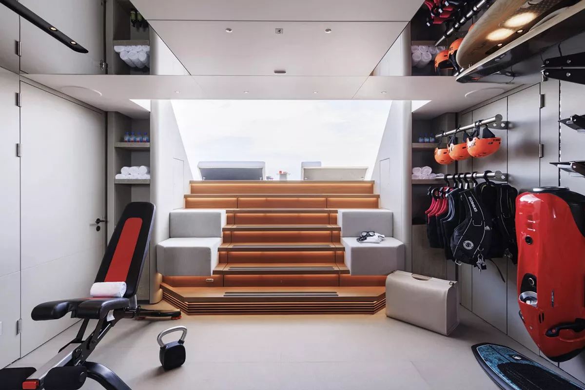 https://dev-api.arconyachts.com/storage/36823/conversions/Cf93frnuYadpjhyQrGdkSZ2CoXvz8920Ps4YPFiB-optimize.webp