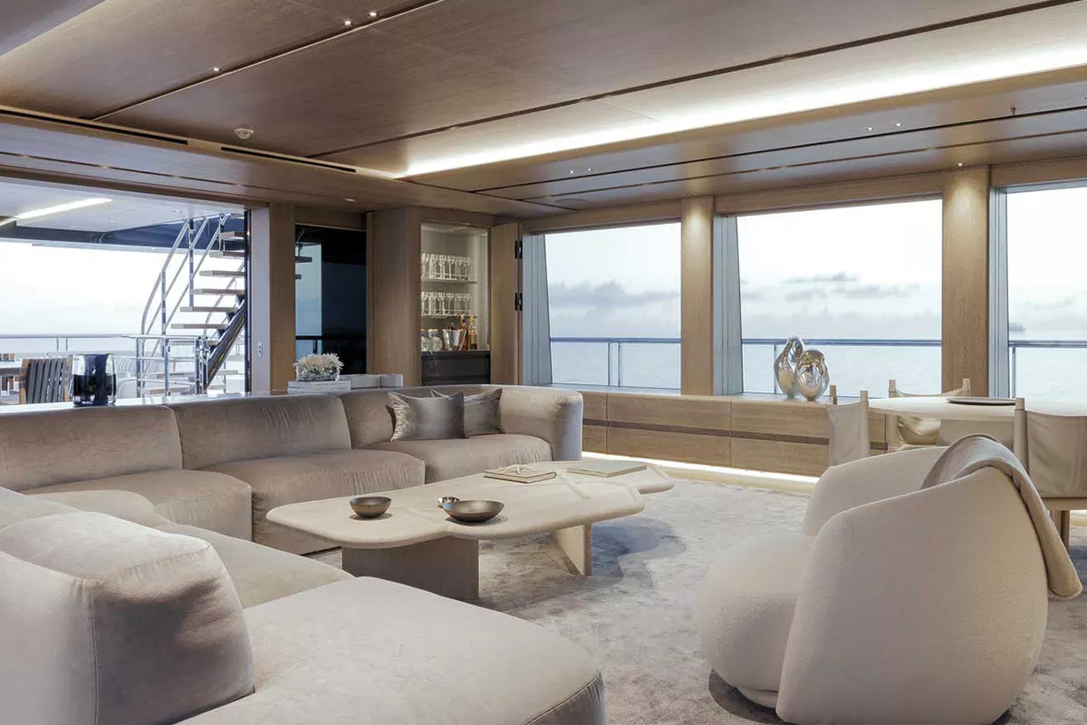 https://dev-api.arconyachts.com/storage/36825/conversions/gaNgzobFxYkvKxChRcxw8Z1Rmw4deFCXLlRh5IkO-optimize.webp