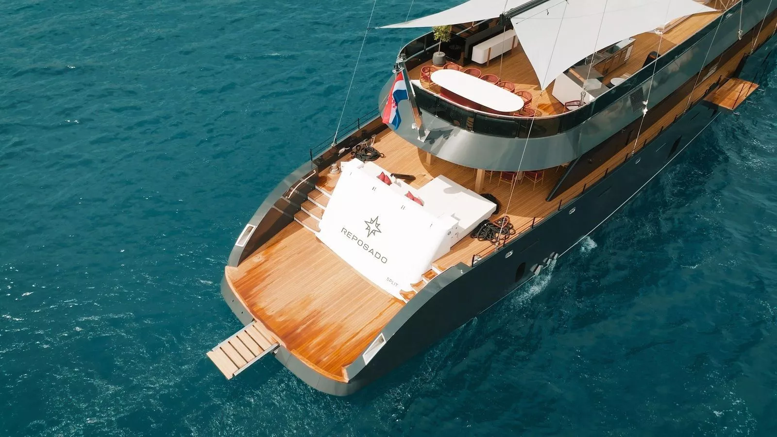 https://dev-api.arconyachts.com/storage/36905/conversions/9nG7d2vnrFZzNMOi0GAIqKFuPBSyK9UBKUjAV4Ii-optimize.webp