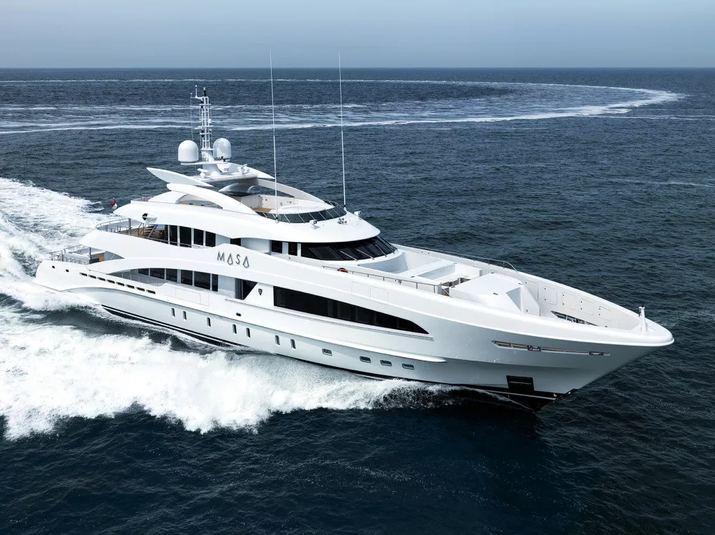 https://dev-api.arconyachts.com/storage/36917/conversions/c4Eivp0bnbR96r8AS9dGyM83AWh1OKXTvdktI5gv-optimize.webp