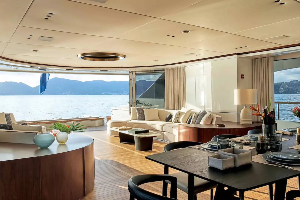 https://dev-api.arconyachts.com/storage/36923/conversions/uUS6axQtmPOTAZfFE1ZB95CKEuKIl5TimtPMPKtZ-optimize.webp
