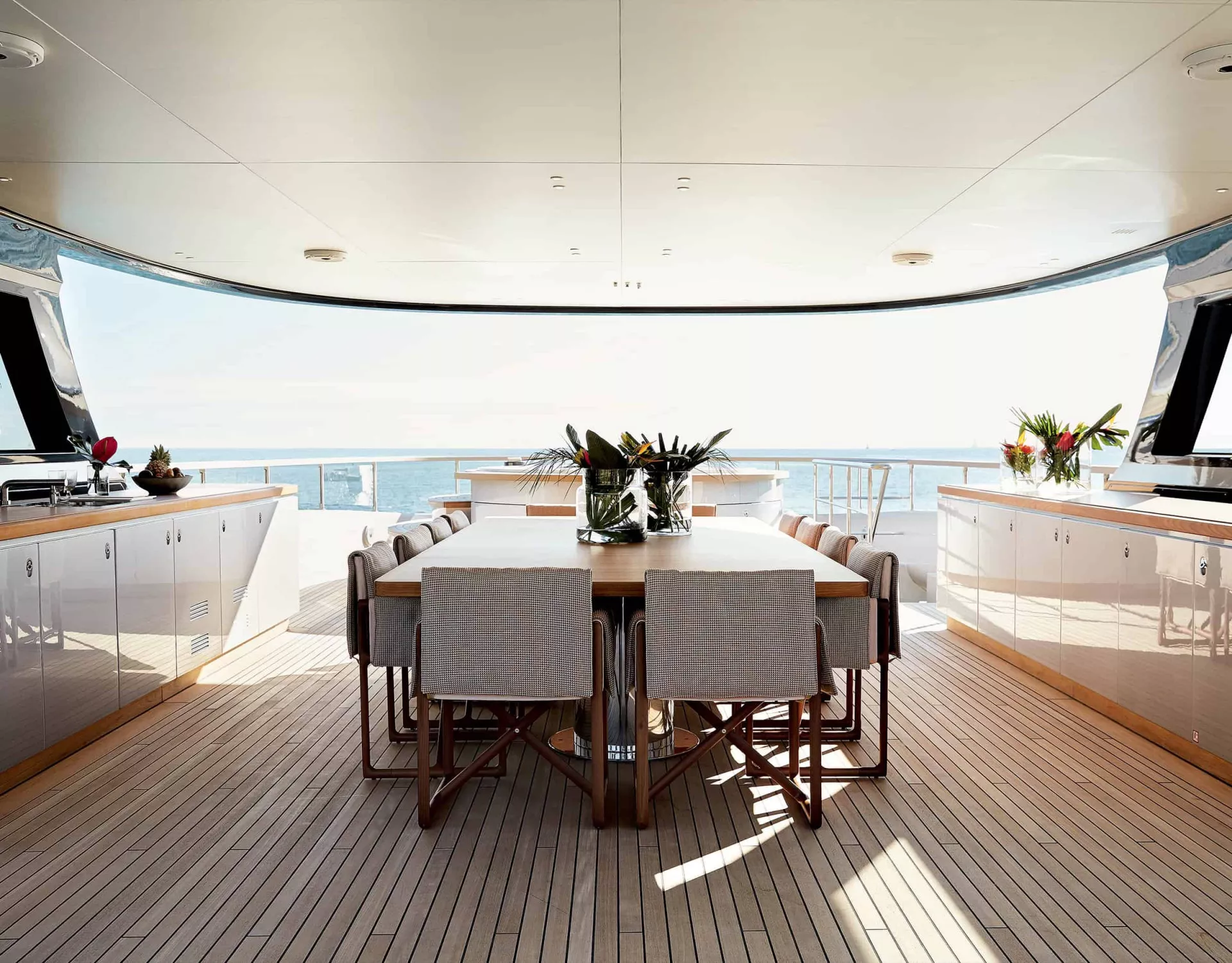 https://dev-api.arconyachts.com/storage/36924/conversions/Tdch92tGXr1JSvB78w4L9aw18DiysHWbOOzLcdSX-optimize.webp