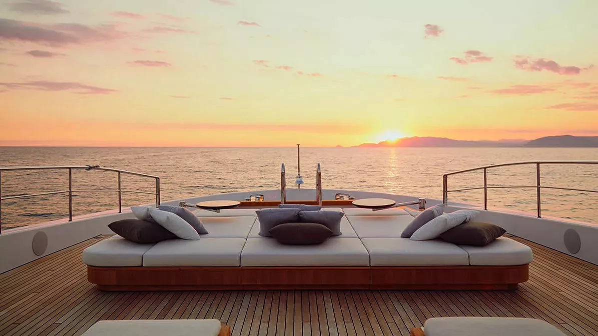 https://dev-api.arconyachts.com/storage/36950/conversions/BIJZlMlyPuVQybDBYzyCf59t4jtutY0mk1WF9nsV-optimize.webp