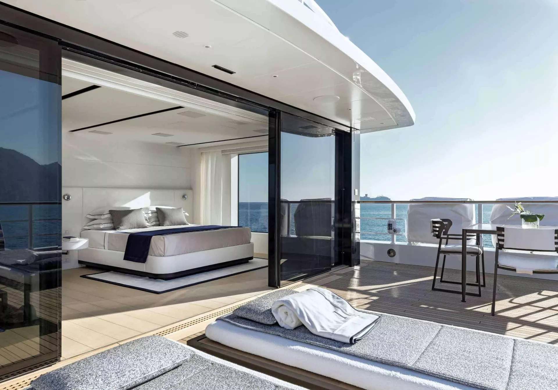 https://dev-api.arconyachts.com/storage/36966/conversions/gP6RHXpCLrsSu2kNJIa6nSh20smggEwmZI8z5jjb-optimize.webp