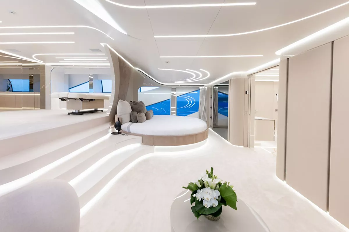 https://dev-api.arconyachts.com/storage/36986/conversions/D98sWERcoaG7G6S3jUNwEAMhn1MHlfeSemZNpoxy-optimize.webp
