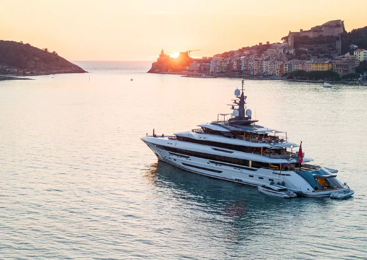 https://dev-api.arconyachts.com/storage/37123/conversions/e65Koe6xF4dKnS35fziNuRg22w1mQ7Az9eiVz4ui-optimize.webp