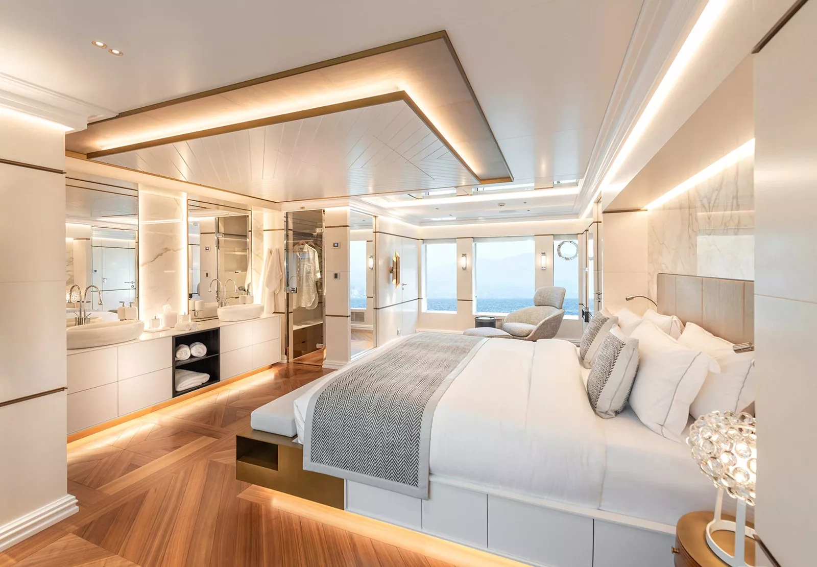 https://dev-api.arconyachts.com/storage/37135/conversions/1RGv8KRraTXM0ti5JSEcii9Zfx513w9c2ToGuBLr-optimize.webp