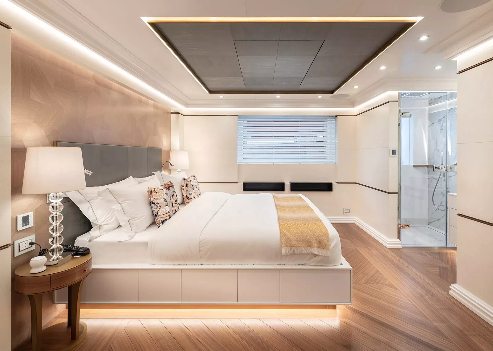 https://dev-api.arconyachts.com/storage/37137/conversions/zVjxUxtAcBCoj5gzS79ra2ZYAVthlm7FmckbX8jz-optimize.webp