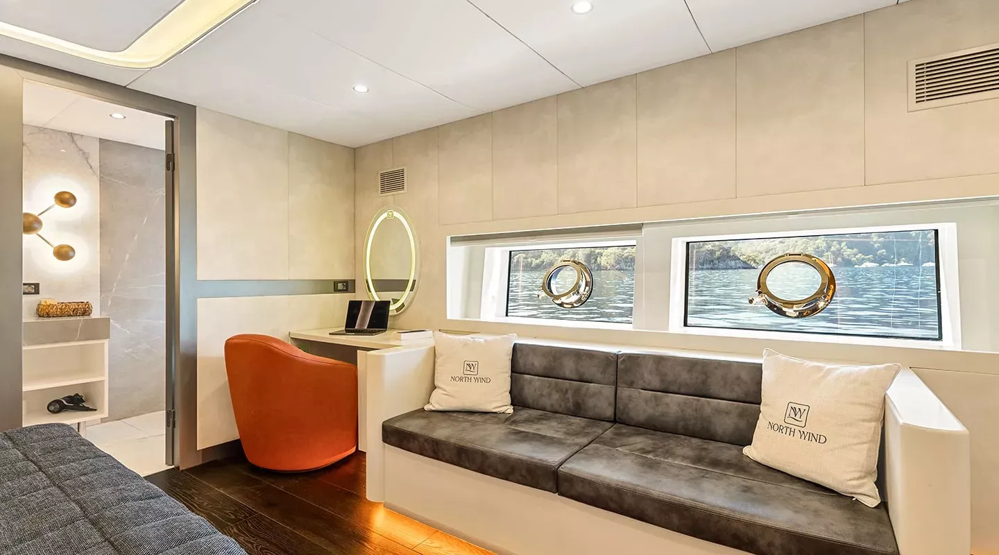 https://dev-api.arconyachts.com/storage/37200/conversions/oP2dQLR1RTSVRkerguHYMLbVbGYKwDzyDqkxsYG3-optimize.webp
