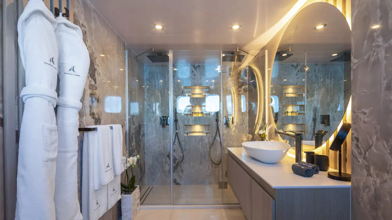 https://dev-api.arconyachts.com/storage/37232/conversions/uvbTlO3FHKKZYudHFEQOTKq8IpsrJqYeHK82vuIc-optimize.webp