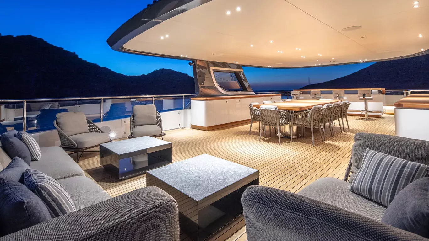 https://dev-api.arconyachts.com/storage/37296/conversions/nZhnv5eiPms9xKzKPG3XA8Eq6chtWM5urCbhTZ7n-optimize.webp