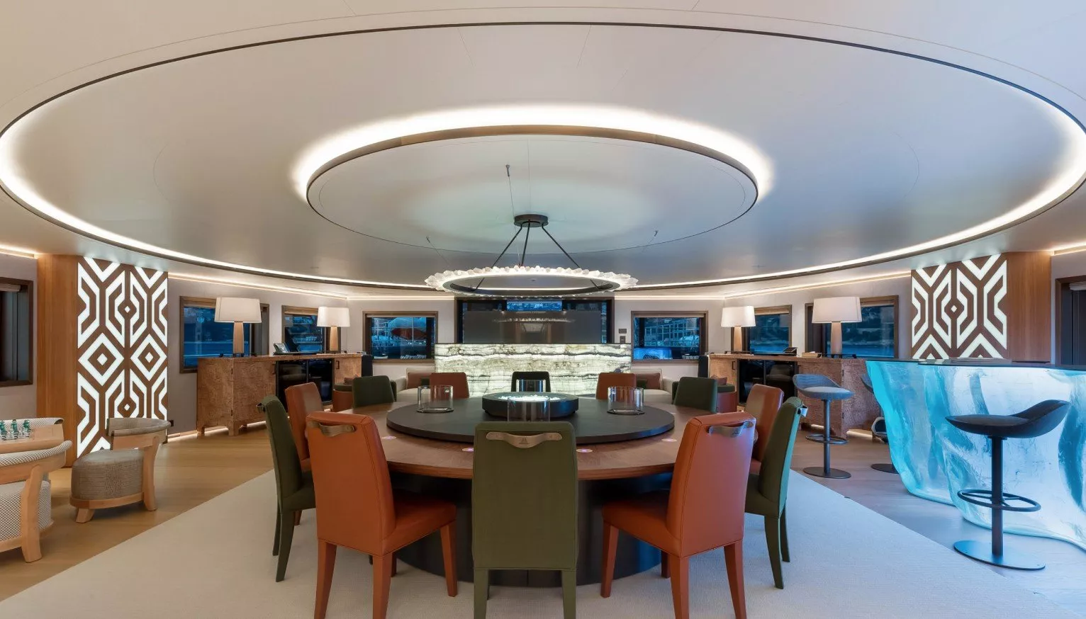 https://dev-api.arconyachts.com/storage/media/17414/conversions/674_8195403463-optimize.webp