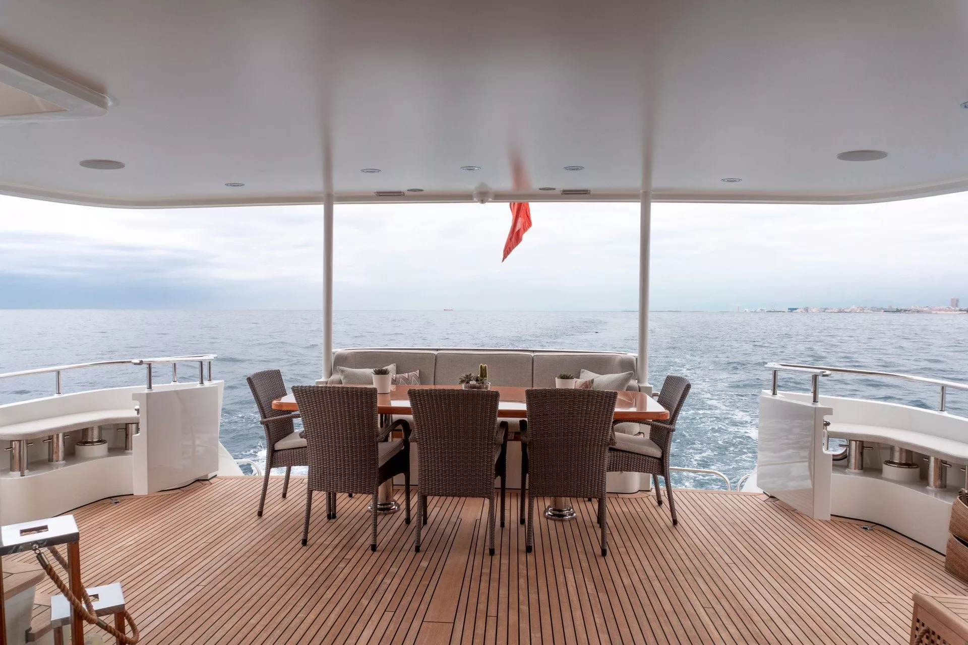 https://dev-api.arconyachts.com/storage/media/17429/conversions/455_6356080419-optimize.webp