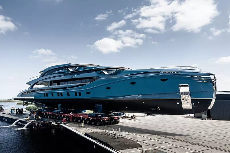Royal Huisman Project Phi 55M