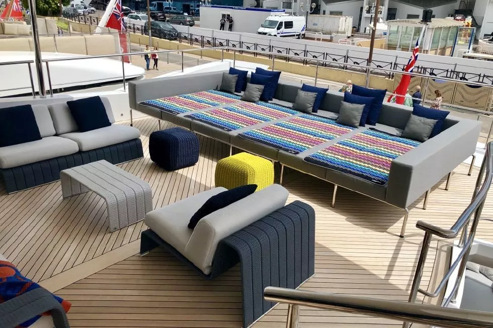 https://dev-api.arconyachts.com/storage/media/17655/conversions/28_6814181878-optimize.webp