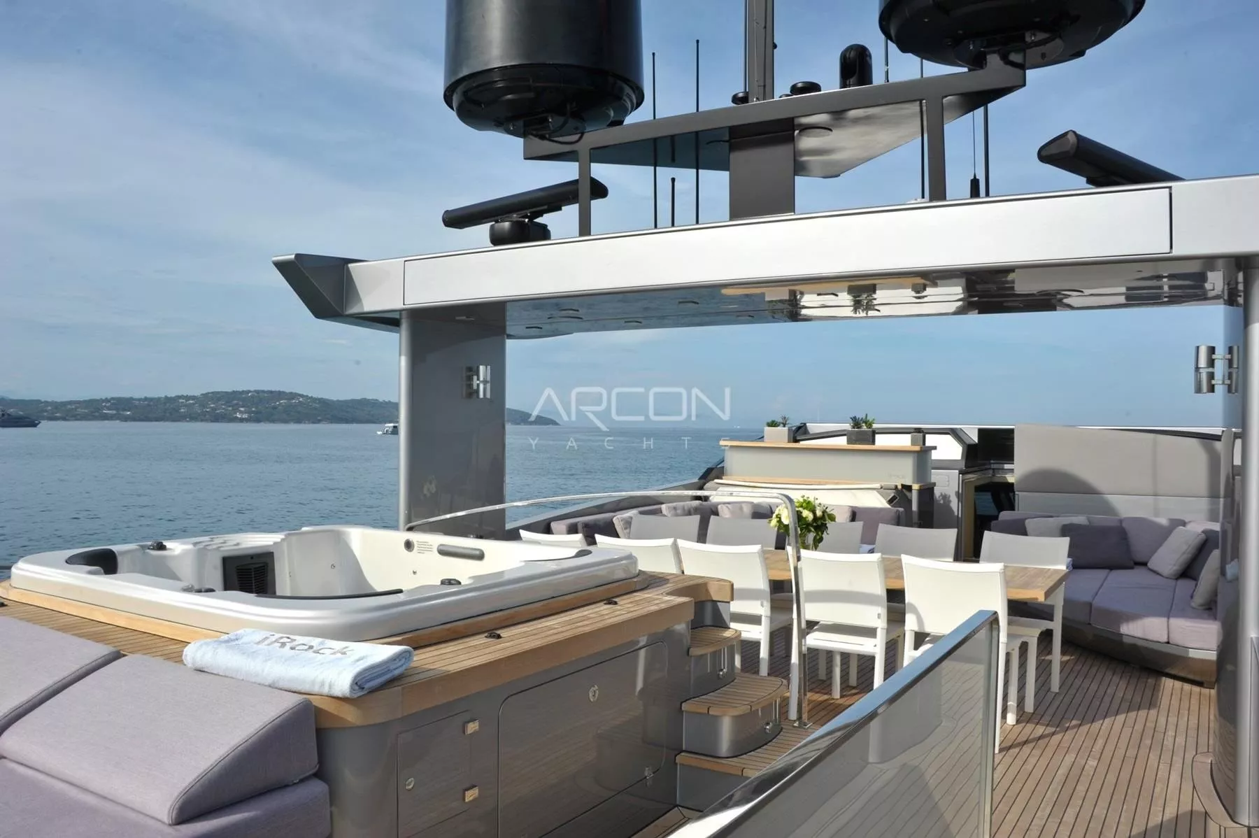 https://dev-api.arconyachts.com/storage/media/18146/conversions/905_9515793816-optimize.webp