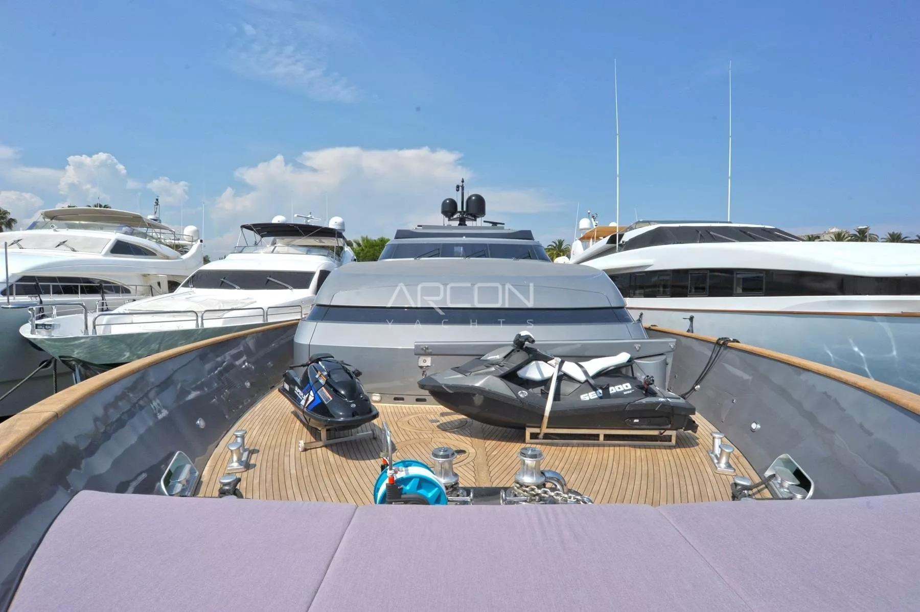 https://dev-api.arconyachts.com/storage/media/18153/conversions/905_1467243903-optimize.webp