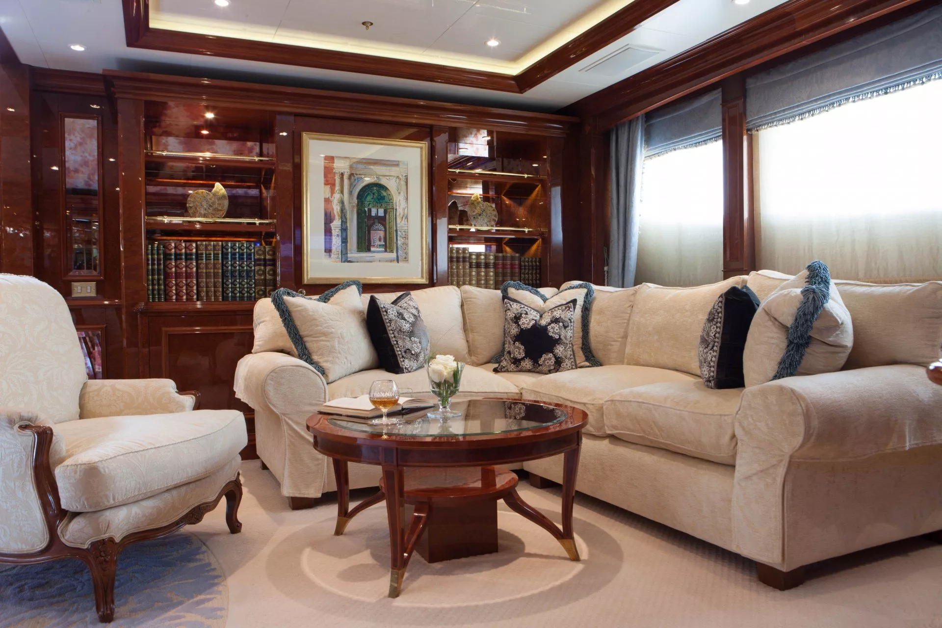 https://dev-api.arconyachts.com/storage/media/18222/conversions/904_7136573025-optimize.webp