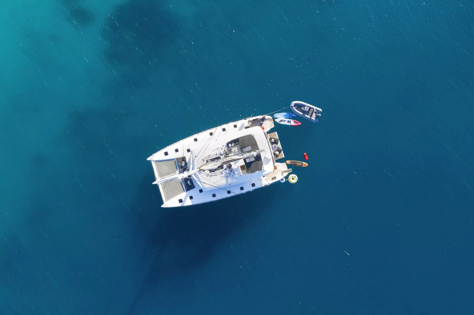 https://dev-api.arconyachts.com/storage/media/18261/conversions/900_7527757661-optimize.webp