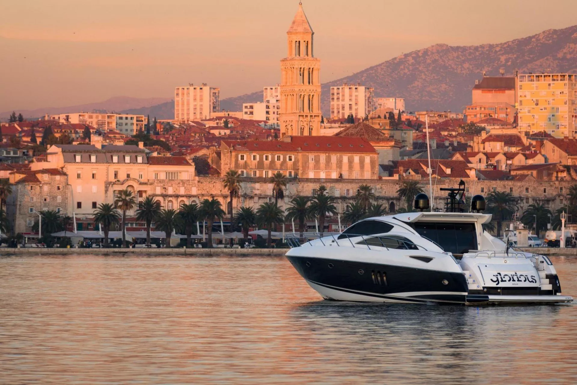 Sunseeker GLORIOUS