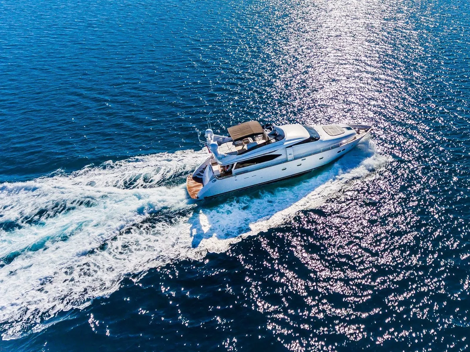 https://dev-api.arconyachts.com/storage/media/18533/conversions/886_1213462716-optimize.webp