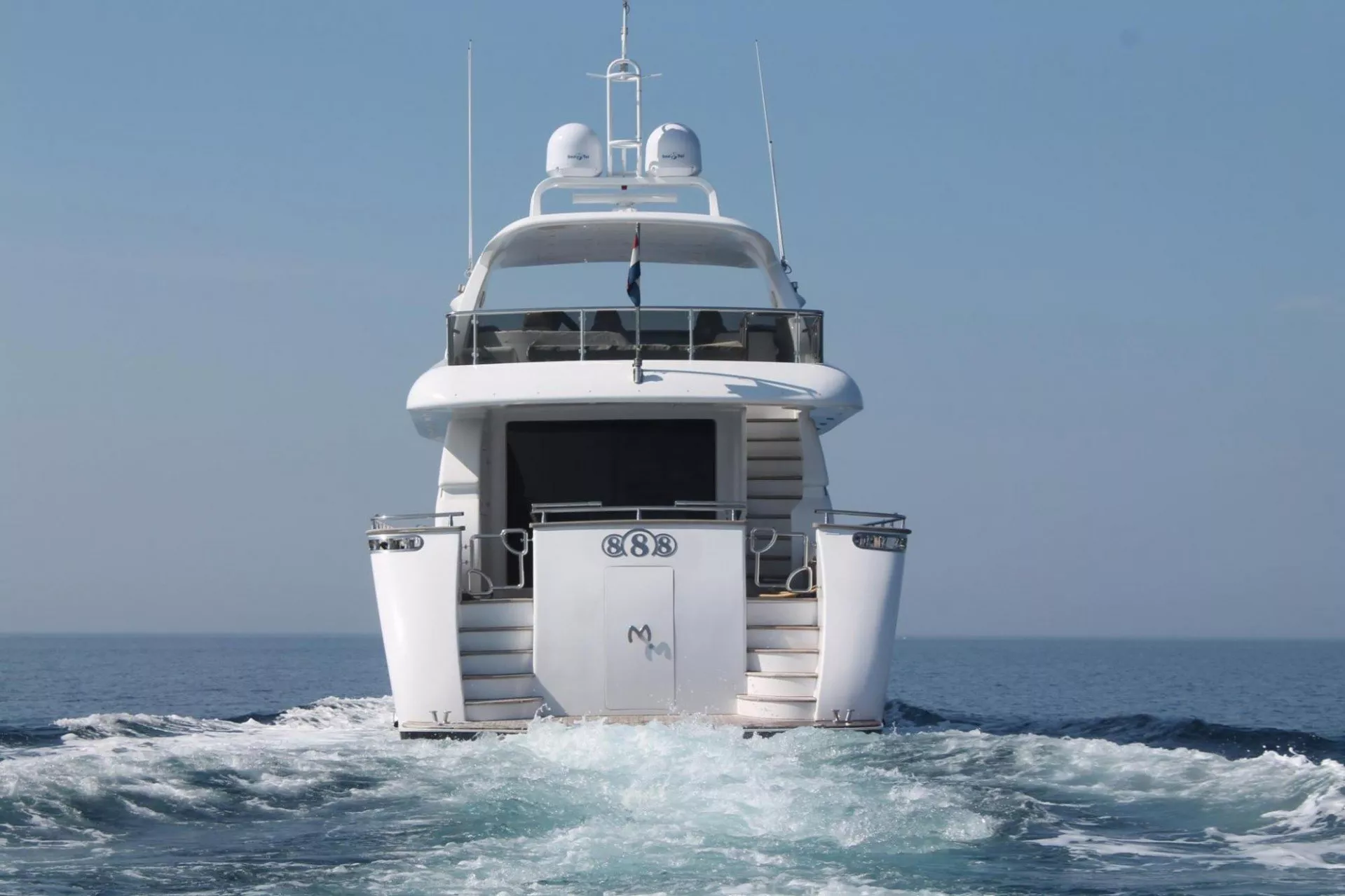 Maiora 888