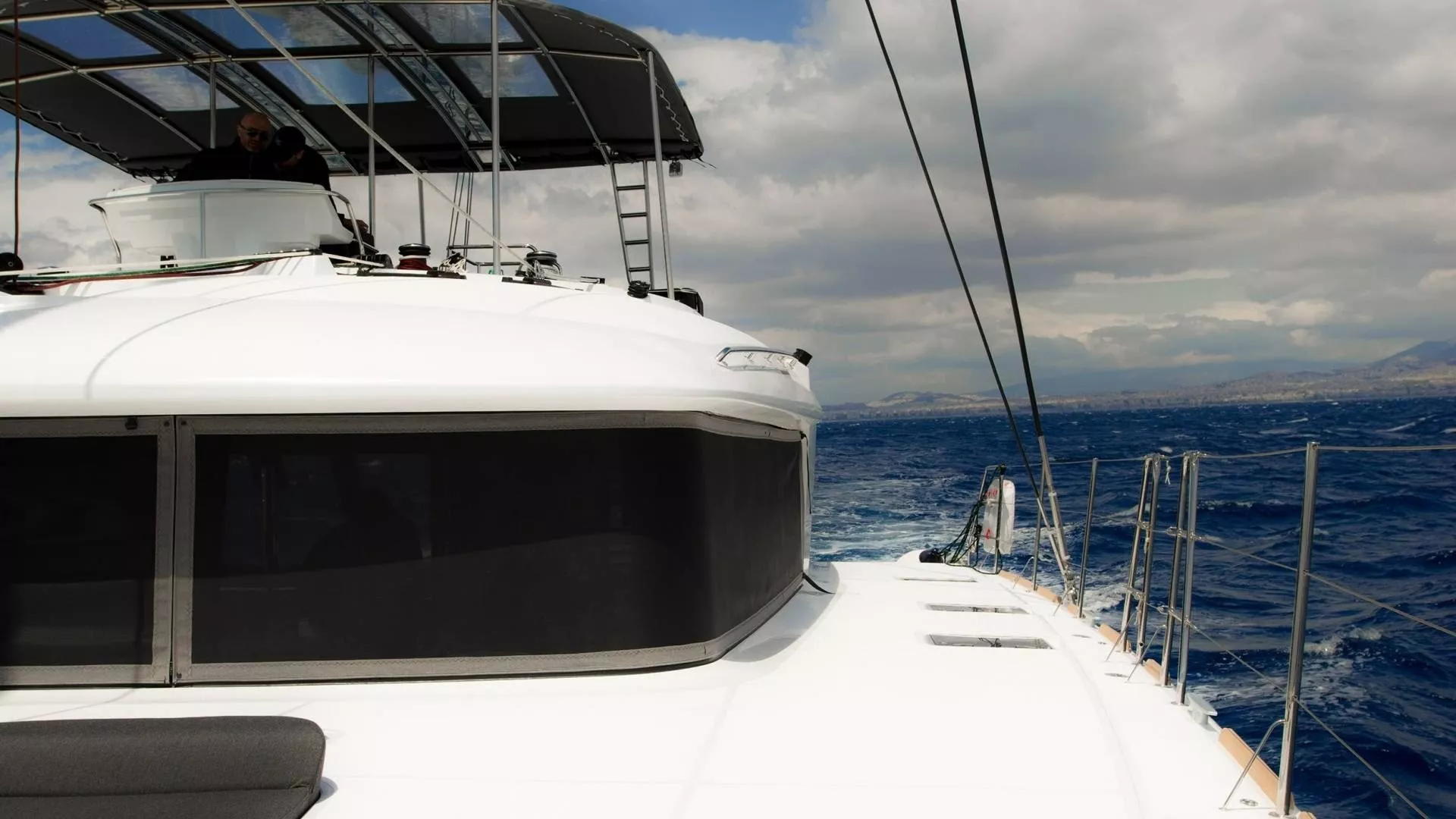 https://dev-api.arconyachts.com/storage/media/19572/conversions/851_5045423638-optimize.webp