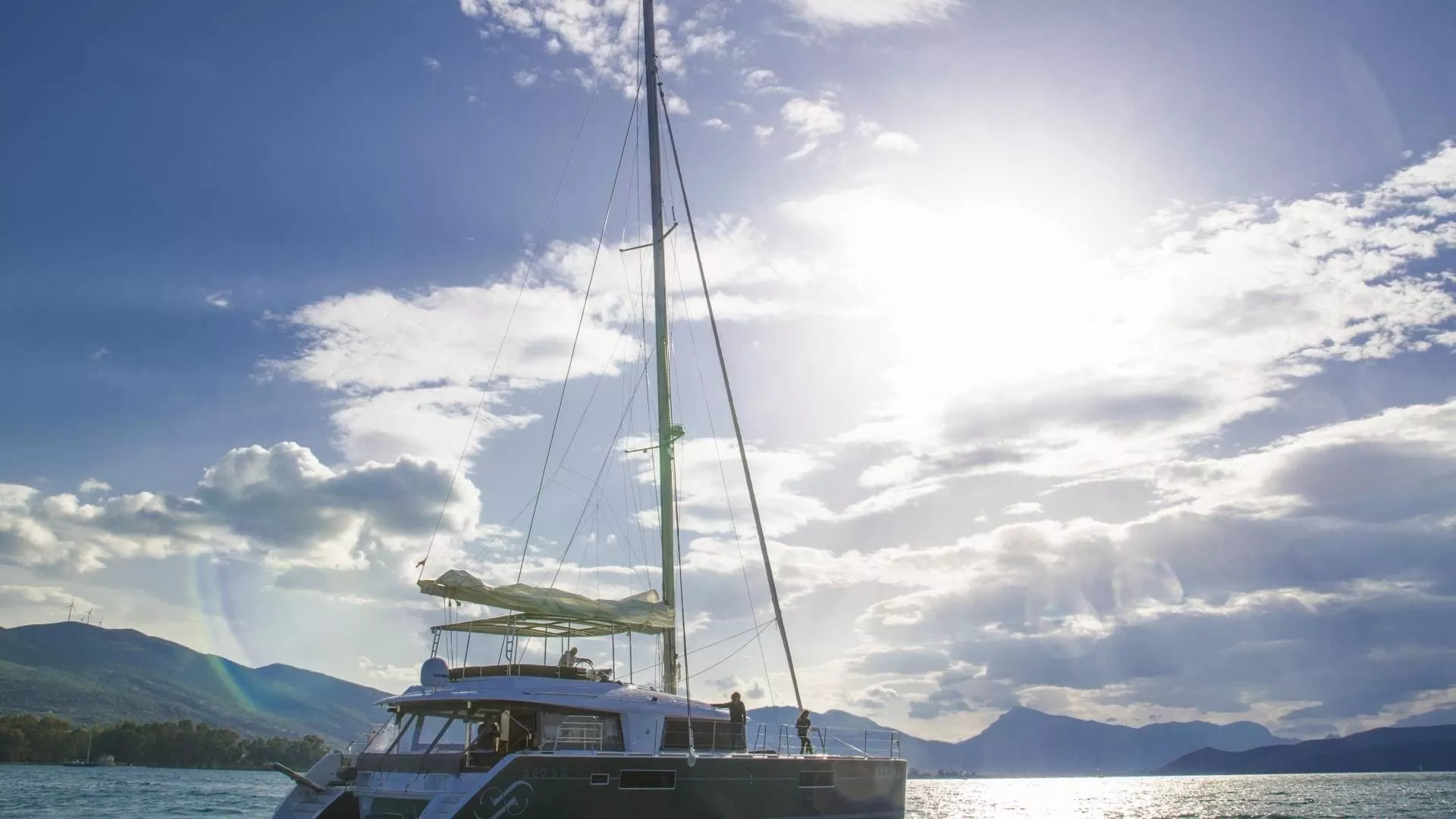 https://dev-api.arconyachts.com/storage/media/19593/conversions/851_2709430555-optimize.webp