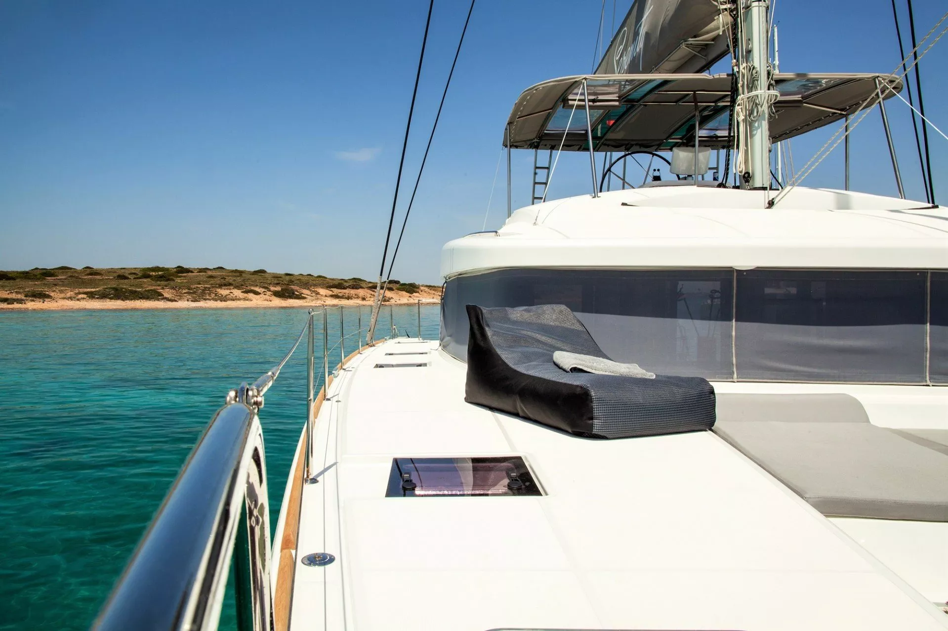 https://dev-api.arconyachts.com/storage/media/19778/conversions/844_9476728551-optimize.webp