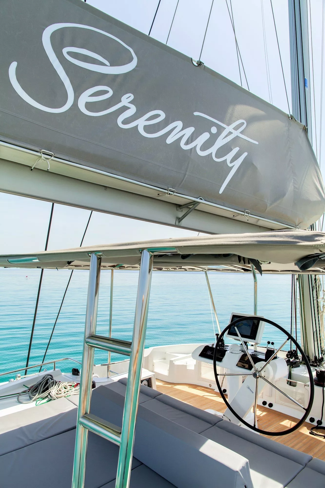 https://dev-api.arconyachts.com/storage/media/19779/conversions/844_9243691251-optimize.webp
