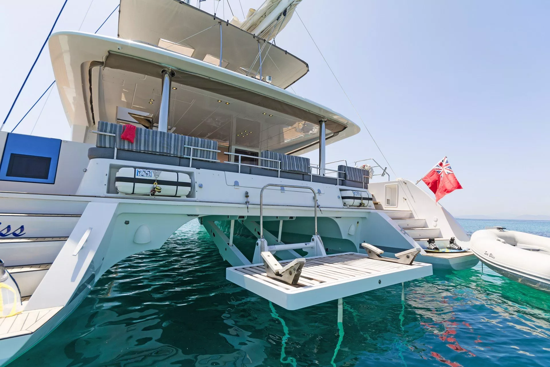 https://dev-api.arconyachts.com/storage/media/19798/conversions/842_2778393660-optimize.webp