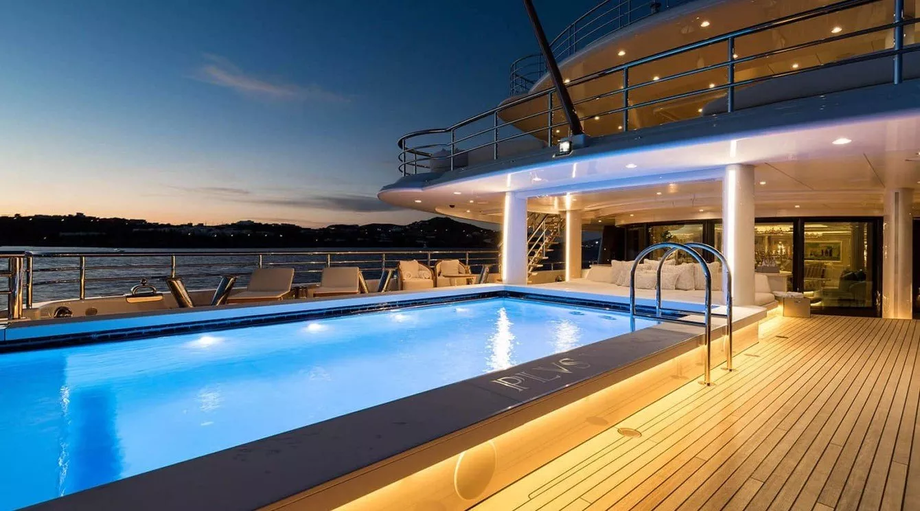 https://dev-api.arconyachts.com/storage/media/19916/conversions/839_7981996385-optimize.webp