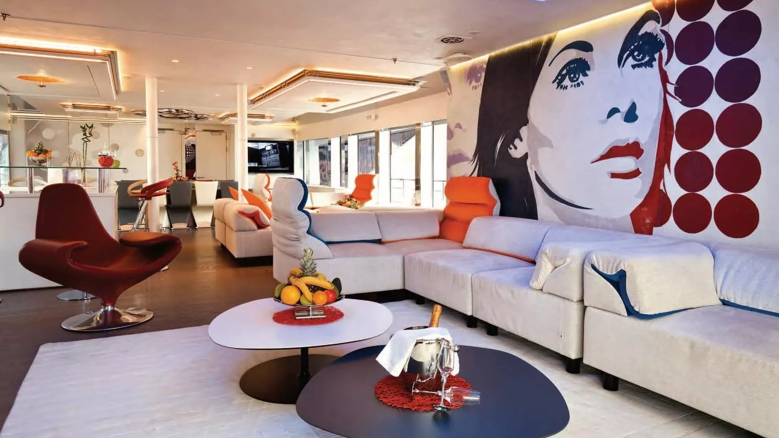 https://dev-api.arconyachts.com/storage/media/20059/conversions/834_3319157878-optimize.webp