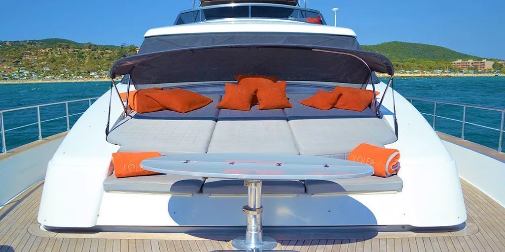 https://dev-api.arconyachts.com/storage/media/20131/conversions/831_0108117399-optimize.webp