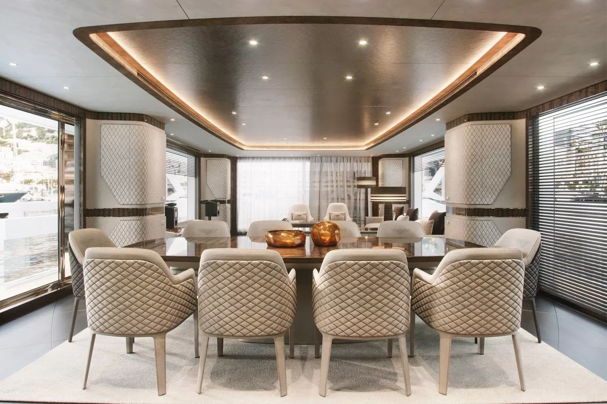 https://dev-api.arconyachts.com/storage/media/20148/conversions/626_4031000609-optimize.webp