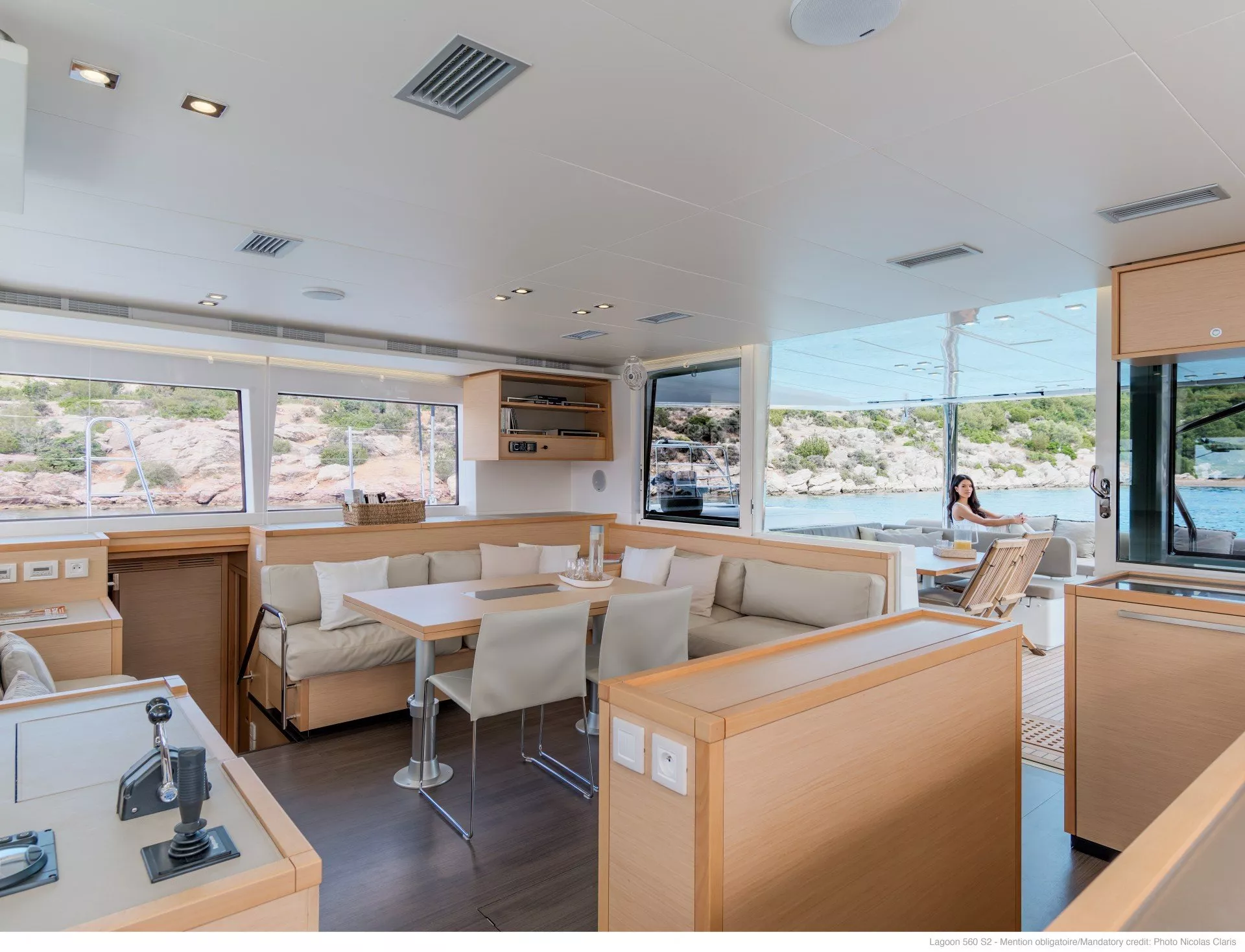 https://dev-api.arconyachts.com/storage/media/20165/conversions/830_5374143790-optimize.webp