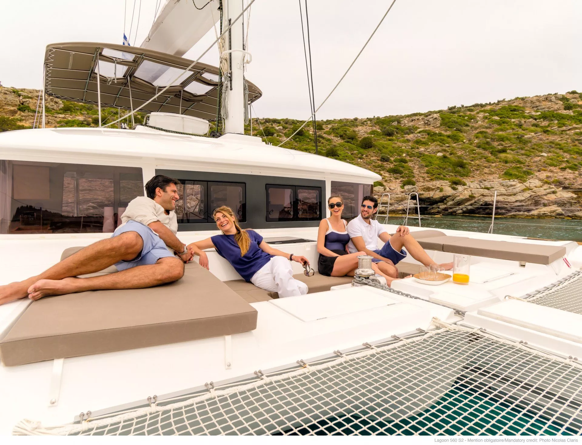 https://dev-api.arconyachts.com/storage/media/20173/conversions/830_4459342333-optimize.webp