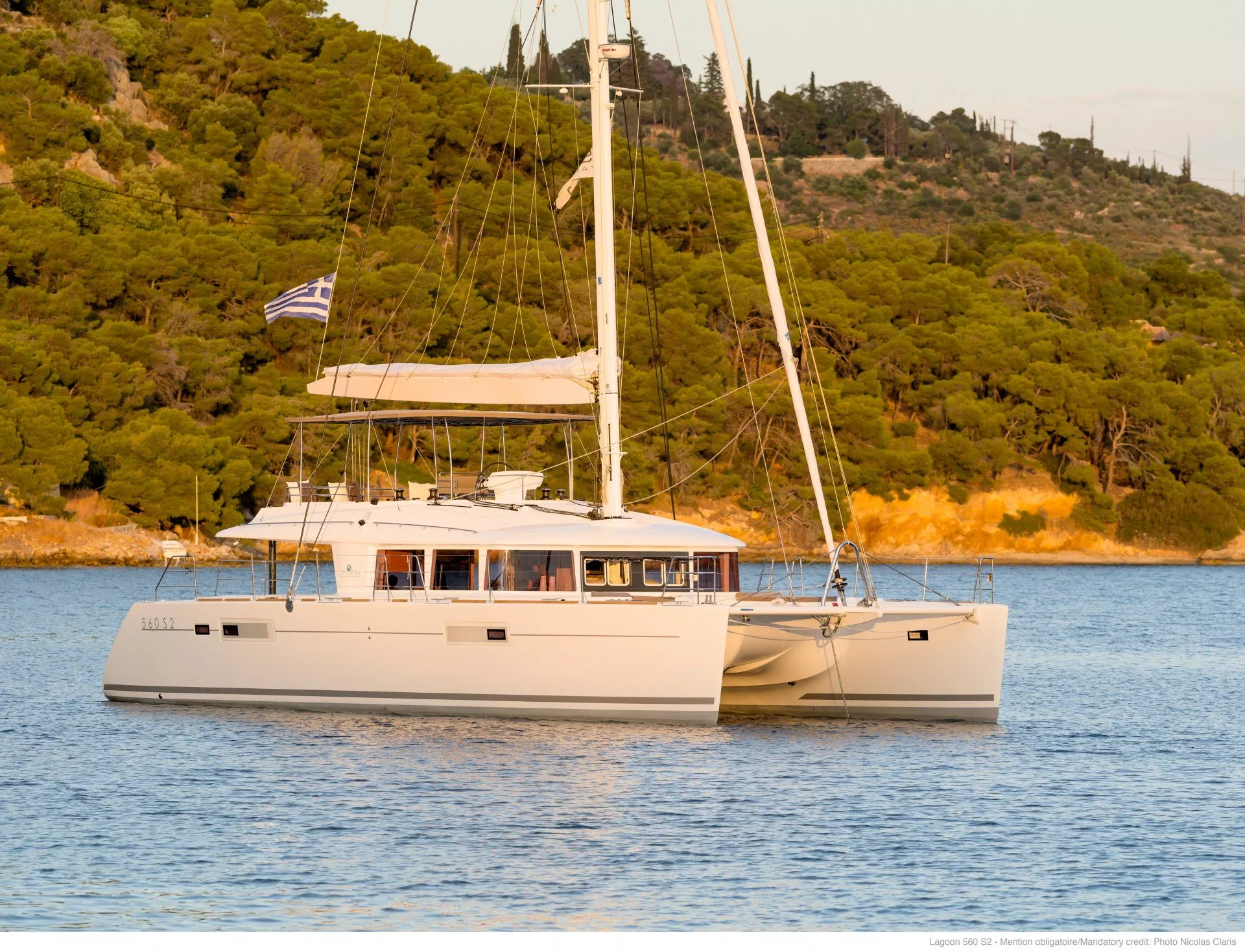 https://dev-api.arconyachts.com/storage/media/20183/conversions/830_9590197754-optimize.webp