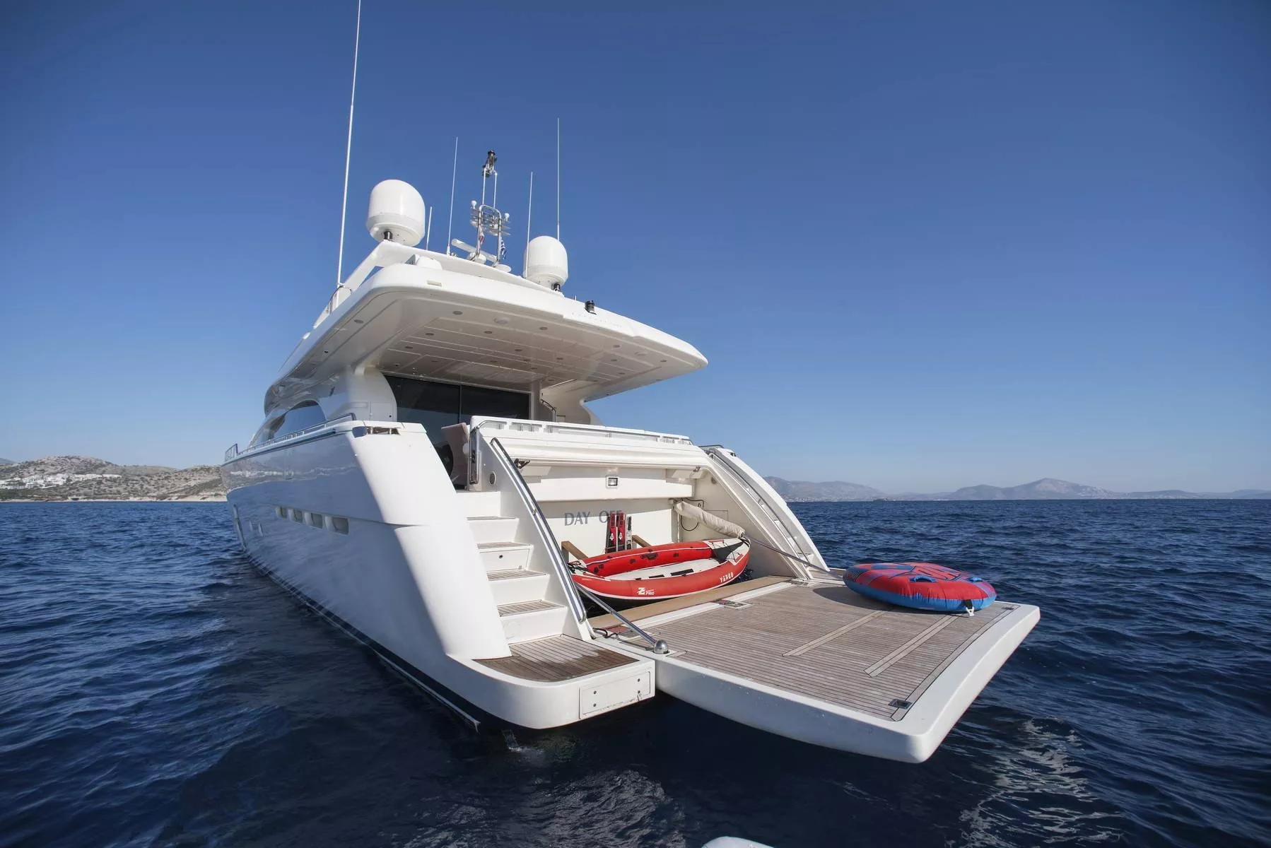 Ferretti DAY OFF