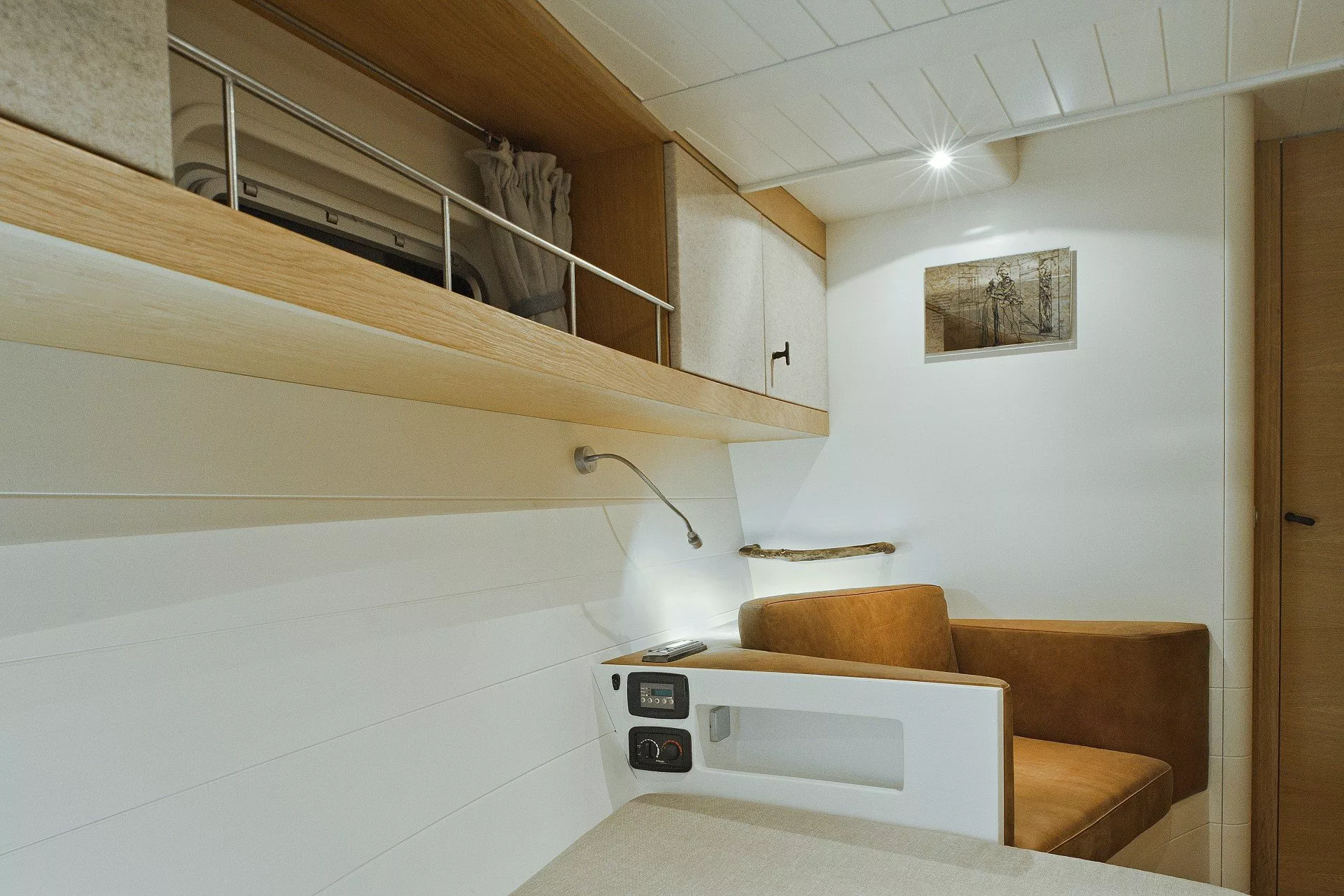 https://dev-api.arconyachts.com/storage/media/20373/conversions/820_1446042209-optimize.webp