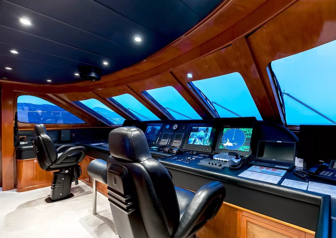 https://dev-api.arconyachts.com/storage/media/20650/conversions/808_0607488081-optimize.webp