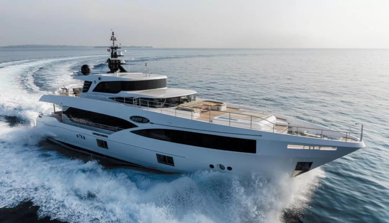 Gulf Craft Majesty 100 MIA